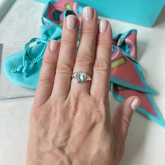 Tiffany & Co. Elsa Peretti Full Heart Ring in Sterling...